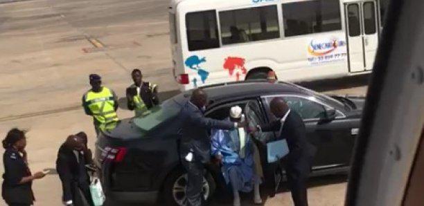 Wade en route pour Conakry