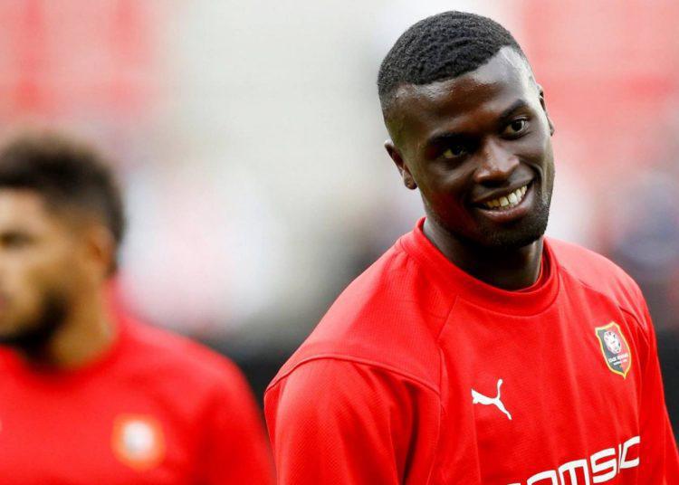 Un pont en or offert à Mbaye Niang en Chine
