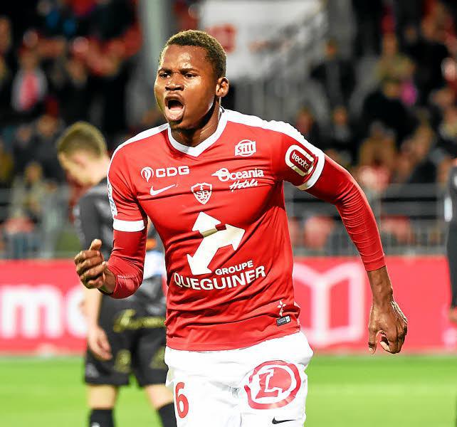 ATTAQUE DES LIONS : Habib Diallo en avance sur la concurrence