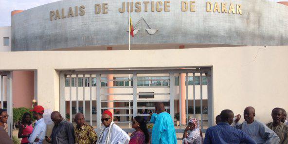 DEUX DAMES ASSOCIÉES SE CREPENT LE CHIGNON POUR 104 MILLIONS CFA: Aïcha Lo réclame à Maïmouna Ndao 200 millions F à titre de dommages et intérêts