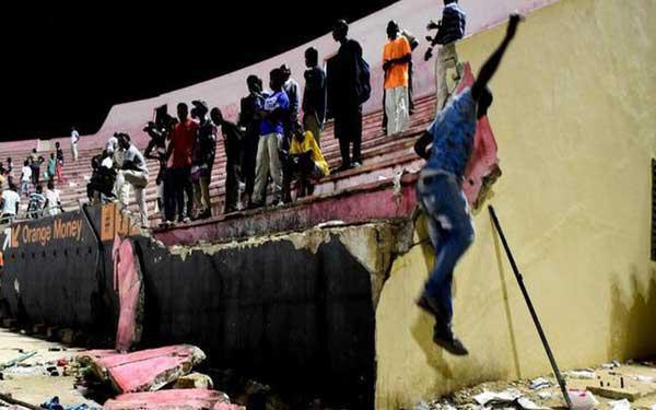 4 ANS APRES LE DRAMATIQUE STADE DE MBOUR-OUAKAM Le stade Demba Diop fait sa toilette