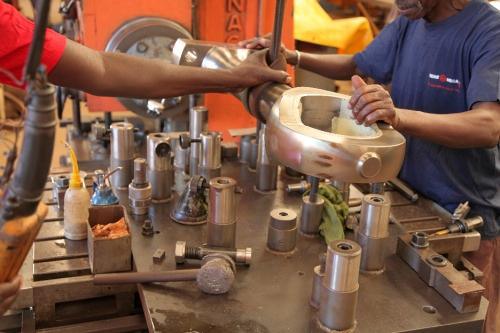 FAUX CONTRATS DE TRAVAIL SUR LE PETROLE ETABLIS SOUS LA CONVENTION DE LA MECANIQUE GENERALE :Le Collectif des ouvriers sénégalais dans les mines et les industries tire sur les entreprises intérimaires et interpelle l’Etat