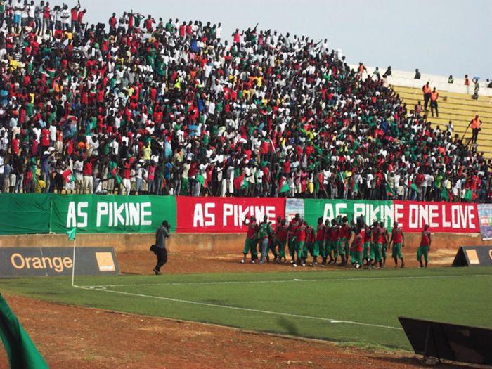 Président de l’As Pikine et ses supporters
