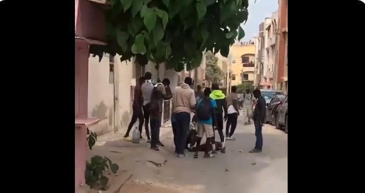 DES MANIFESTANTS ATTAQUENT UN MAGISTRAT AUX HLM GRAND-YOFF : Un jeune atteint par balle s’en sort miraculeusement, le magistrat «déménage», le tireur arrêté