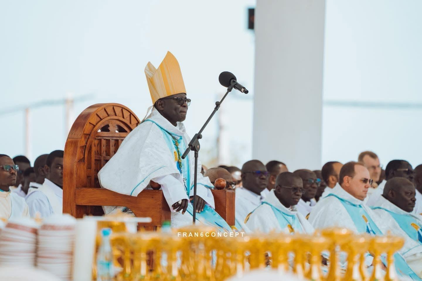 Mgr André Gueye nommé à la tête de l’Archidiocèse de Dakar : parcours d’un pasteur dévoué
