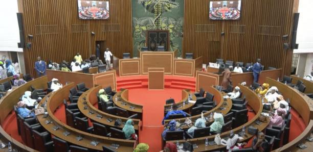 REQUETE CONTRE LA LOI INTERPRETATIVE AMADOU BA : Tout le groupe Takku-Wallu et la quasi-totalité des non-inscrits ont saisi le Conseil constitutionnel d’un recours
