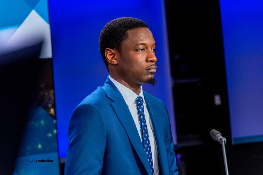 Polémiques autour de privilèges des députés : Pape Djibril Fall s’en démarque et fustige