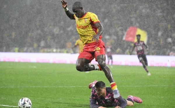 LENS : Le défenseur Malang Sarr réaffirme son objectif de jouer pour le Sénégal