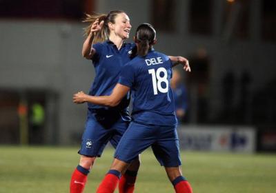 Les Bleues ne défendront pas le trophée cette année