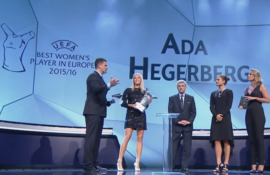 Meilleure joueuse UEFA - Ada HEGERBERG remporte le trophée