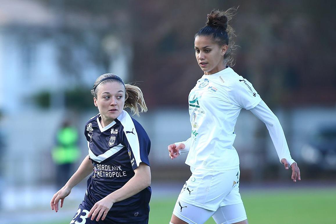 Cambot à droite a fait bénéficier des trois points à son nouveau club (photo FCGB)
