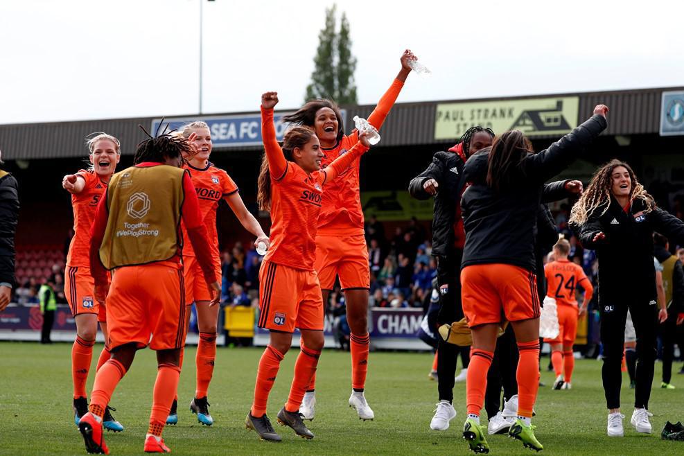 les Lyonnaises exultent (photo UEFA.com)