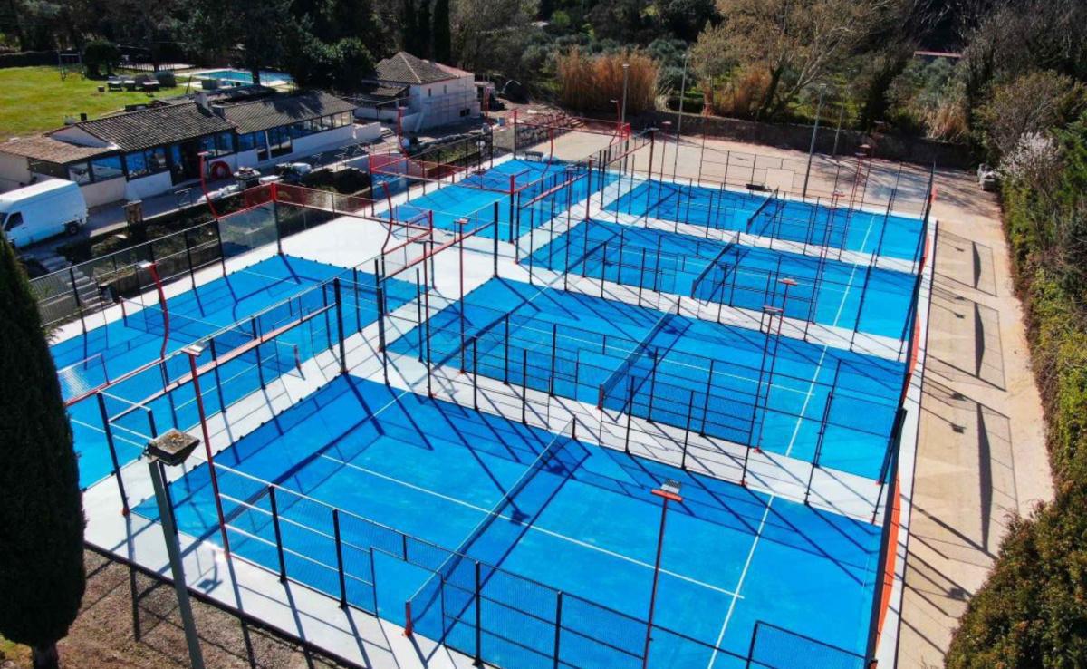 Nouveau créneau HELIPADEL au club Le Cercle. Nouveau créneau HELIPADEL au club Le Cercle.
