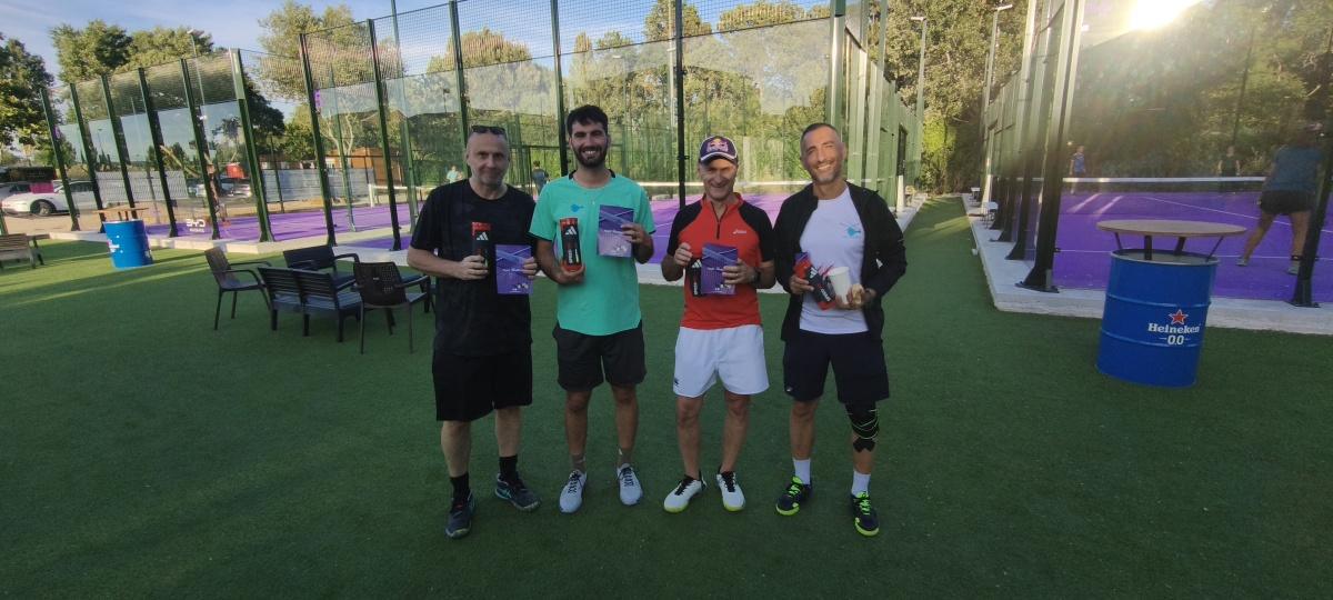🌬️ Le vent a bien tenté de voler la vedette… mais sans succès ! 🎾🍻