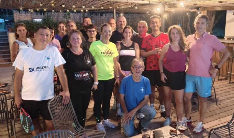 Session débutant : Le padel séduit les nouveaux joueurs