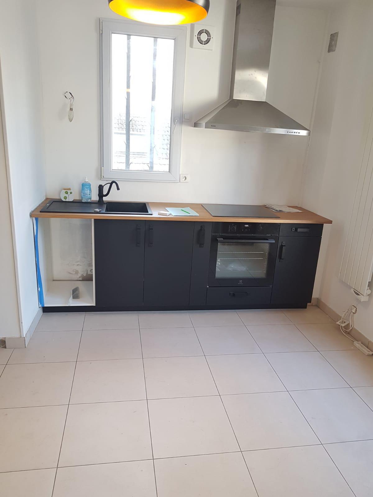 Rue de la Cerisiaire, Charonton Le Pont