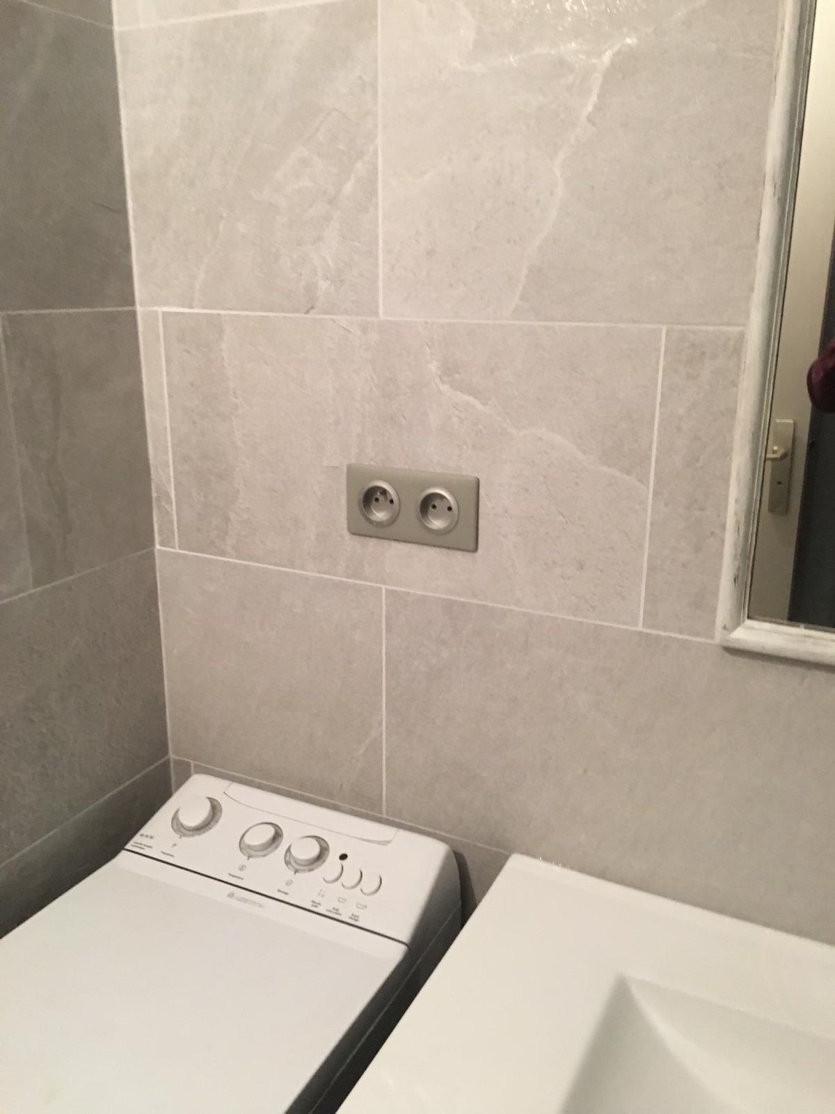 Square Claude Debussy, Antony