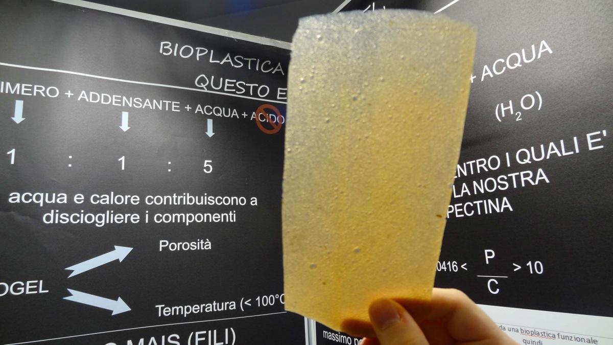 28. Bioplastica o xerogel, questo è il problema 28. Bioplastica o xerogel, questo è il problema