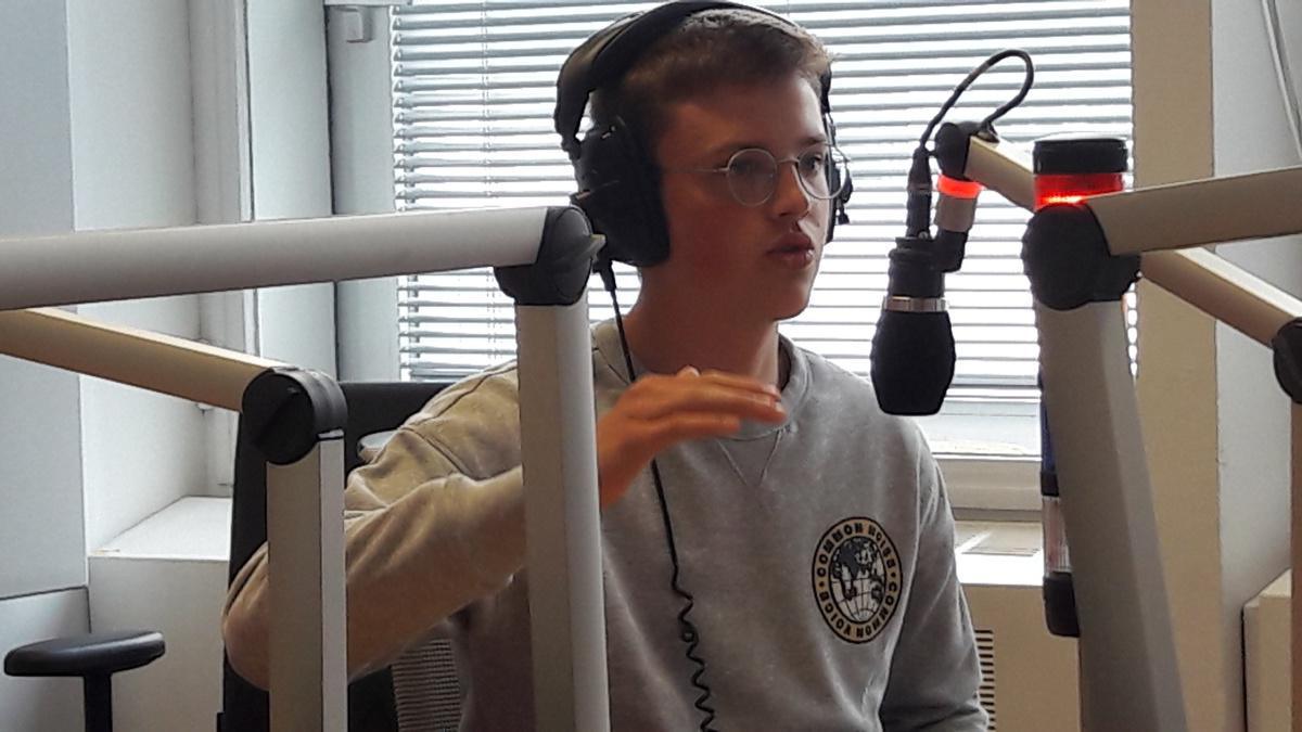 Emission radio Emission radio