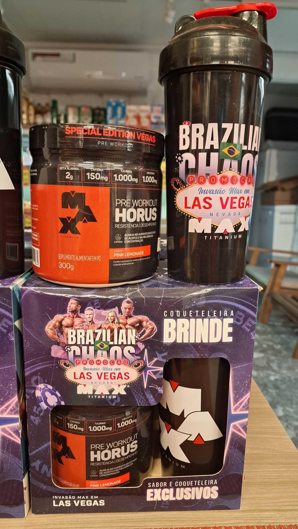 Kit pré treino Horus 300g com coqueteleira Max Titanium invasão Max em Las Vegas sabor Mojito por R$ 99,99
