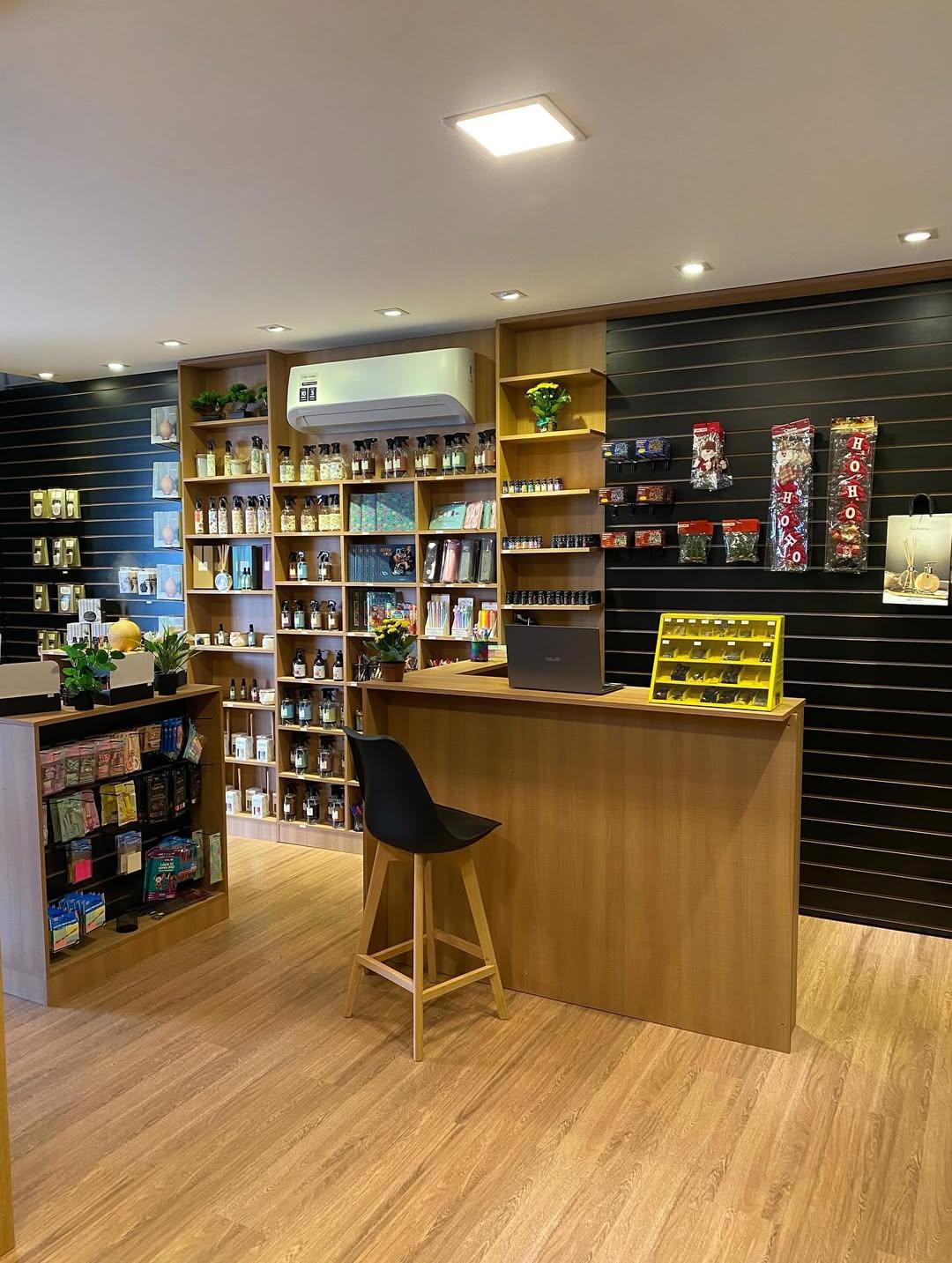 Ferragem e Utilidades Dona'Lu Ferragem e Utilidades Dona'Lu