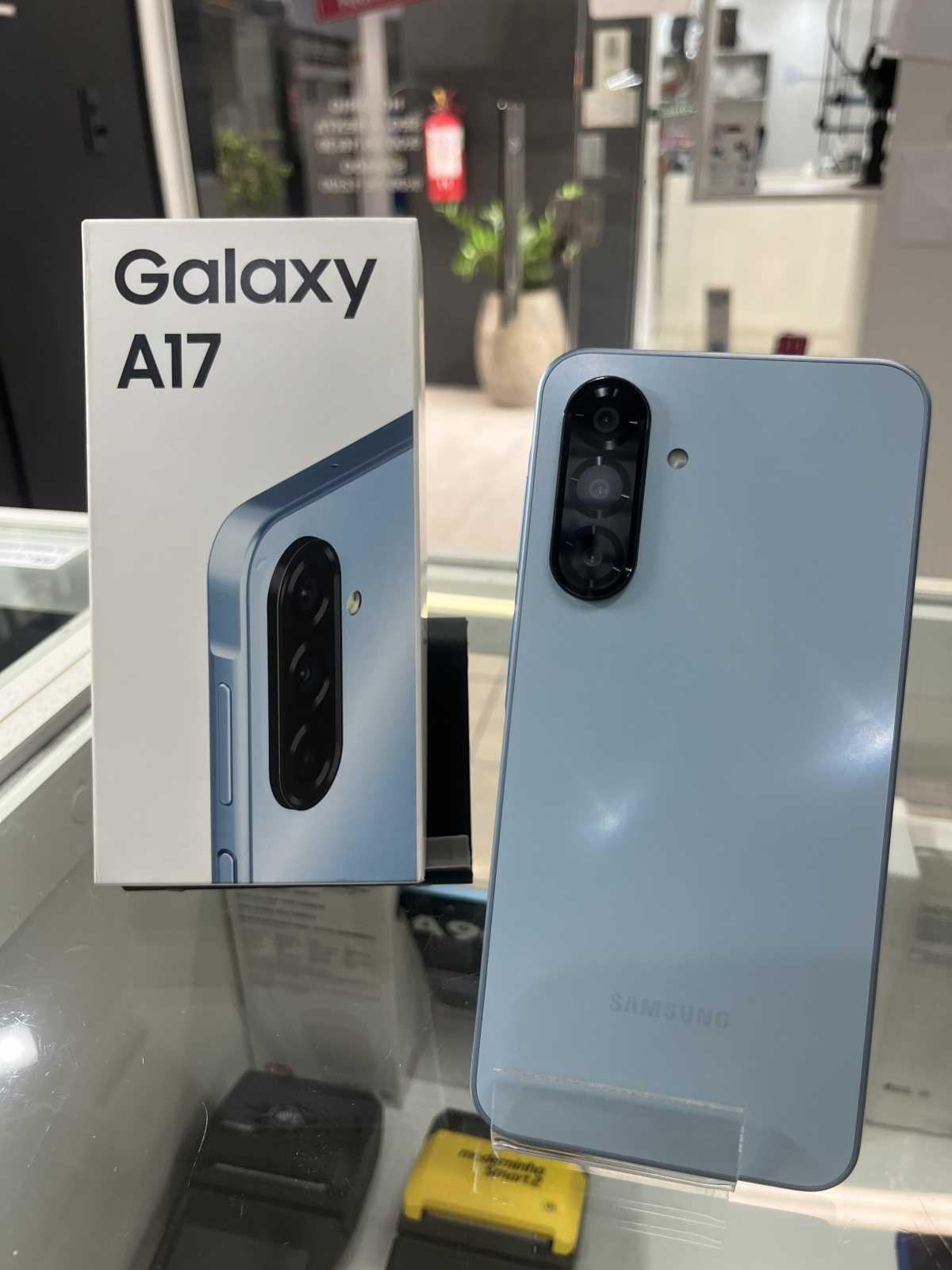 Celular Samsung Galaxy A17 por R$ 1.790,00 Celular Samsung Galaxy A17 por R$ 1.790,00