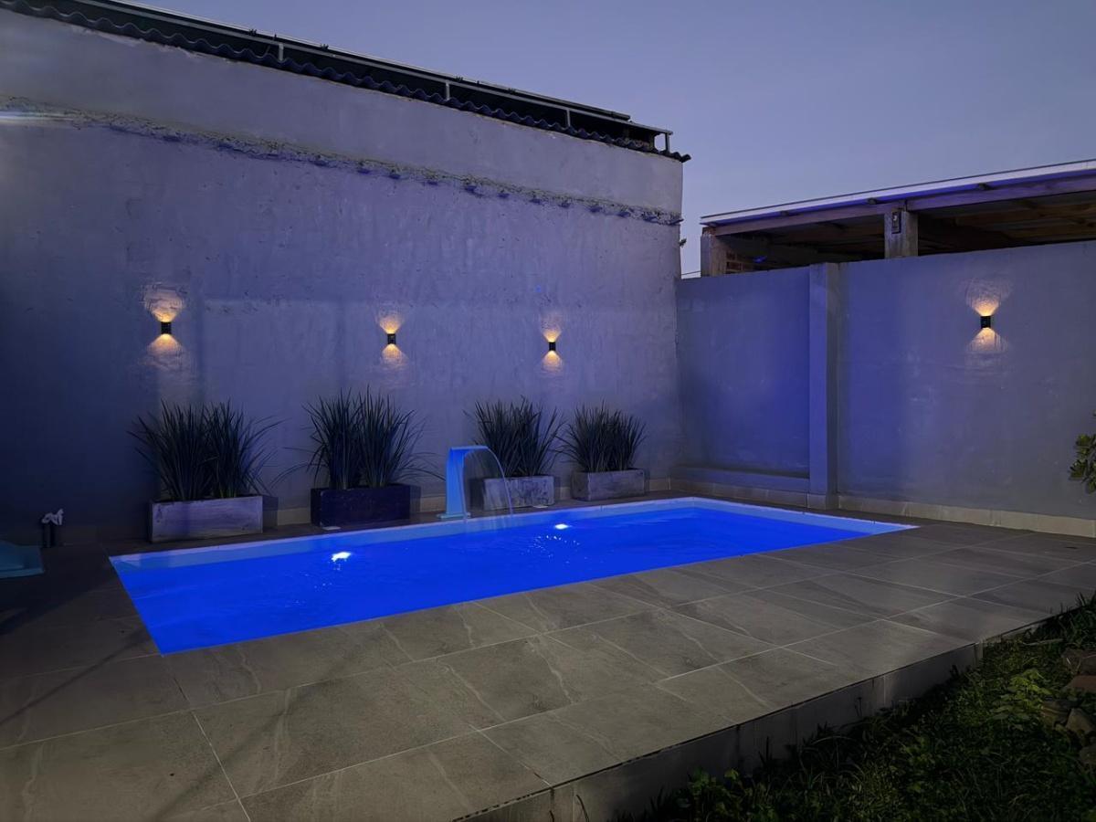 Casa no bairro Canudos - 4 quartos - piscina, por R$ 680.000,00 Casa no bairro Canudos - 4 quartos - piscina, por R$ 680.000,00