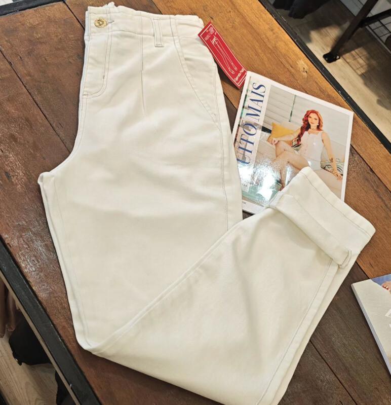 Donali. Moda Feminina e Masculina Donali. Moda Feminina e Masculina