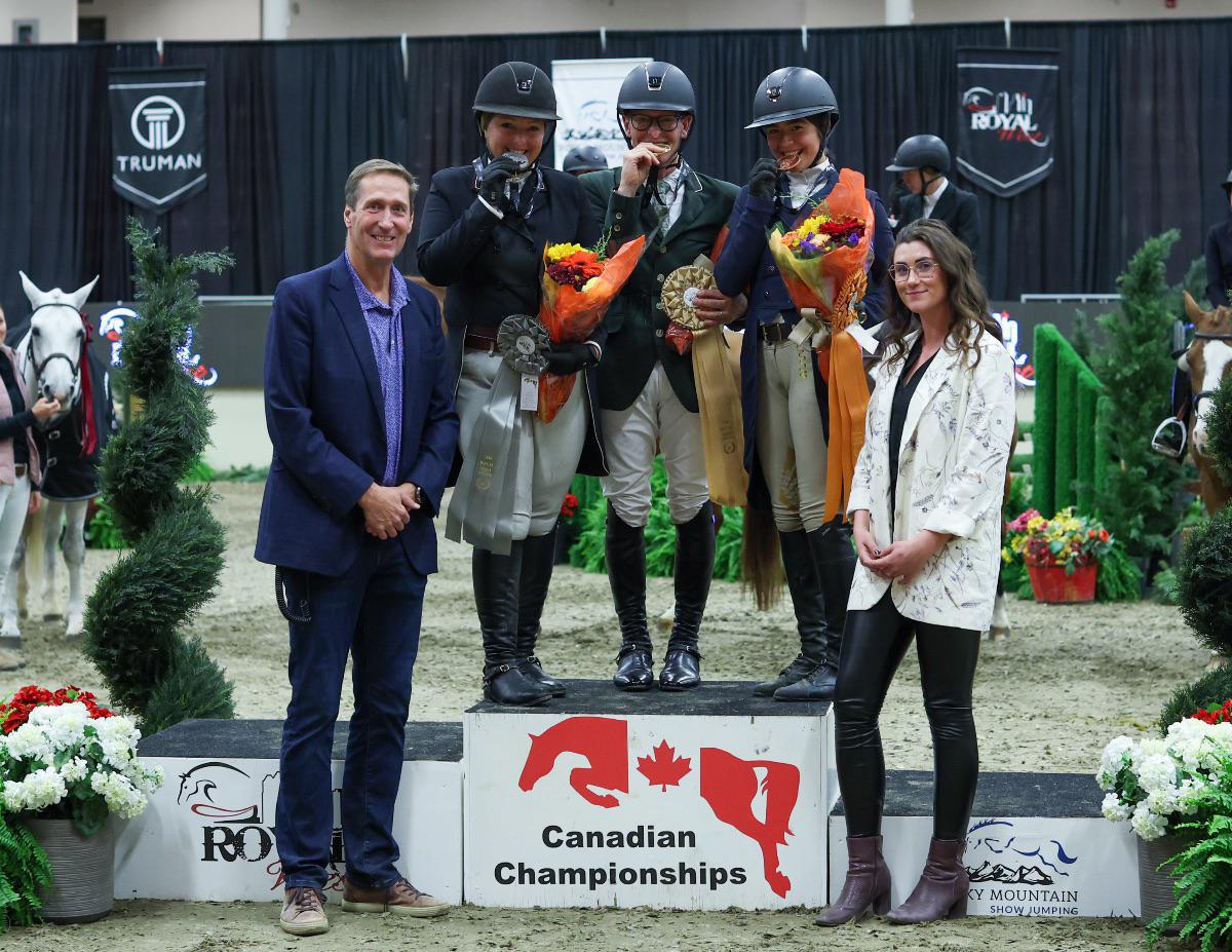 Rodney Tulloch & Fleetwood earn Gold in the SJC Canadian Hunter Derby National Championships Rodney Tulloch & Fleetwood earn Gold in the SJC Canadian Hunter Derby National Championships
