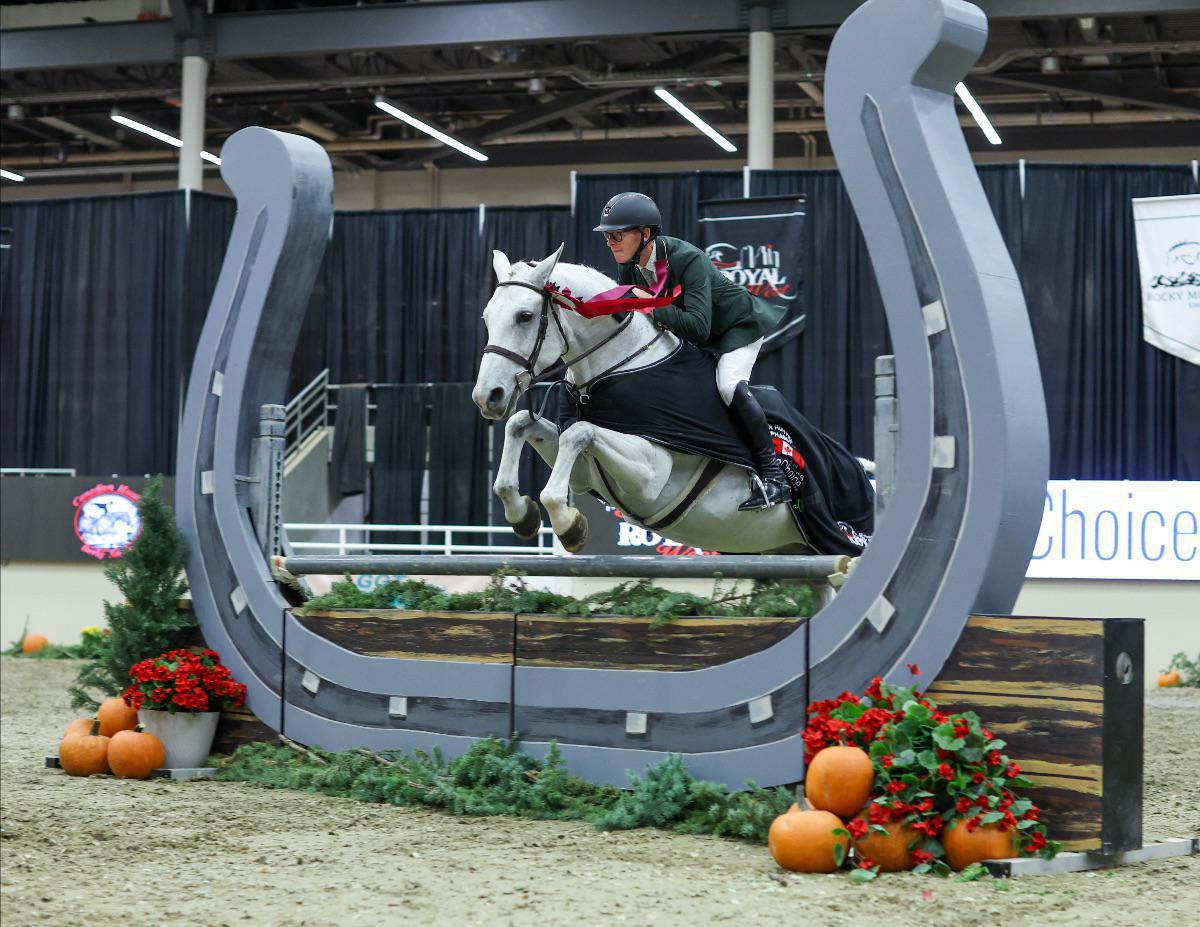 Rodney Tulloch & Fleetwood earn Gold in the SJC Canadian Hunter Derby National Championships Rodney Tulloch & Fleetwood earn Gold in the SJC Canadian Hunter Derby National Championships