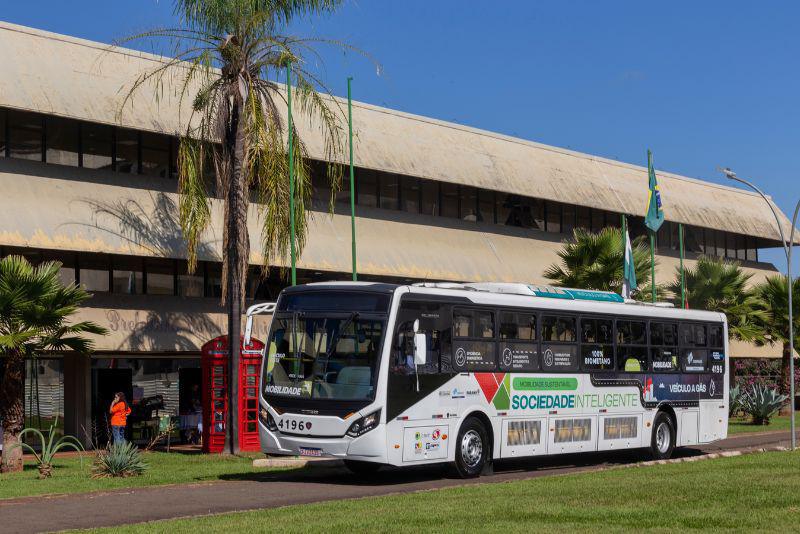 Ônibus movido 100% a biometano chega ao transporte urbano de Londrina
