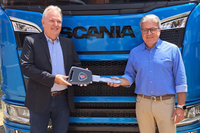 V8 especial para os 60 anos da Contatto V8 especial para os 60 anos da Contatto