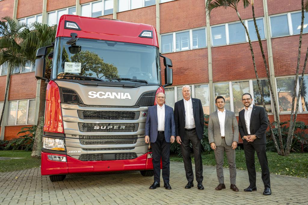 Scania anuncia investimentos de R$ 2 bilhões para o período de 2025 a 2028 no Brasil