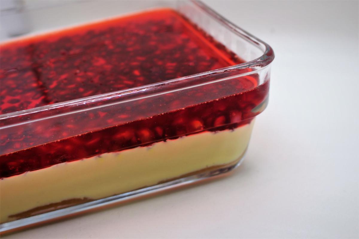  pomegranate trifle جيلي الرمان البارد 