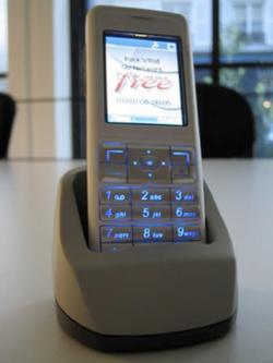 La dernière licence 3G coûterait 240 millions d'euros