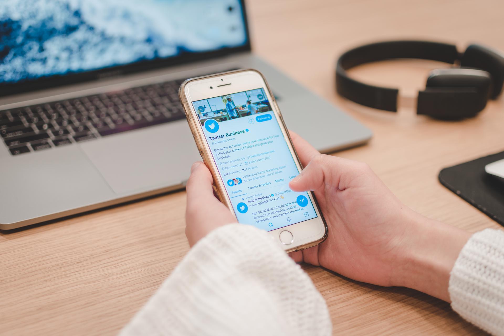 Twitter : Un bouton pour chercher un tweet spécifique