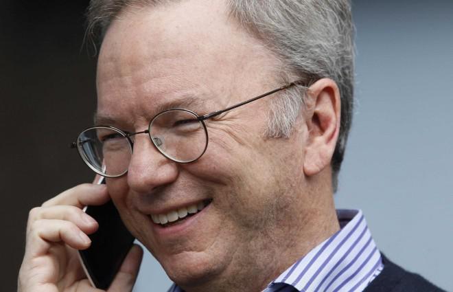 Eric Schmidt, le président de Google, dit comment passer de l’iphone à Android