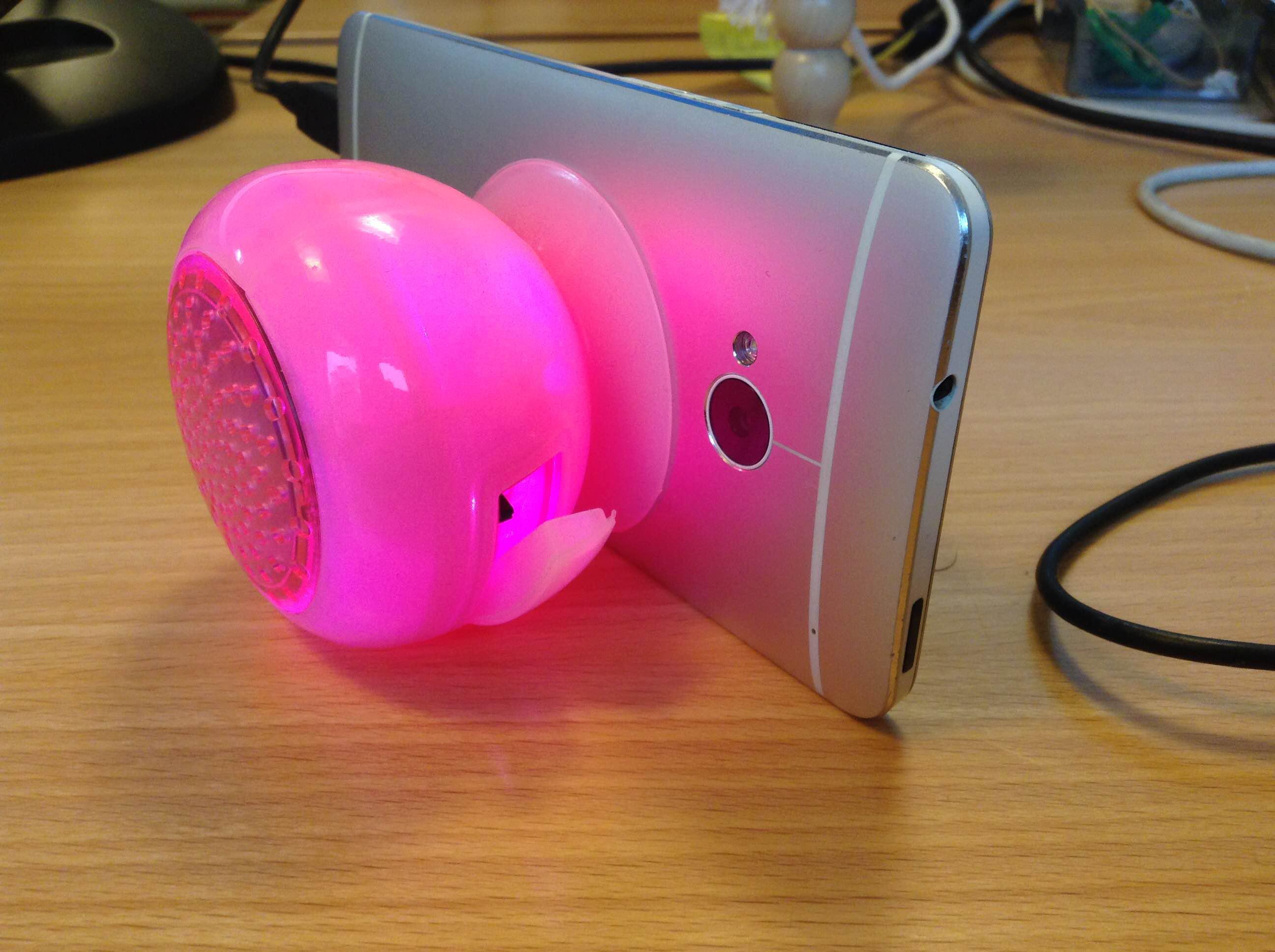 Q-BOPZ Candy - L'enceinte bluetooth, quel pied !