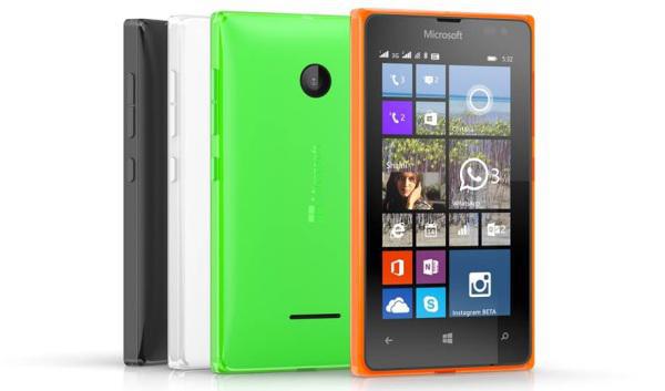 Microsoft lance les Lumia 435 et 532 pour renforcer son entrée de gamme
