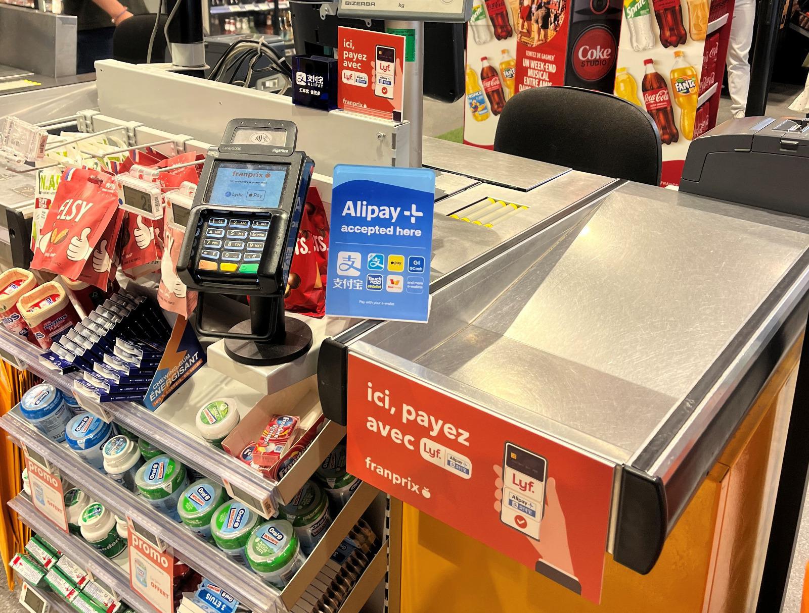 Lyf va déployer la solution de paiement par QR Code Alipay+ dans les magasins franprix