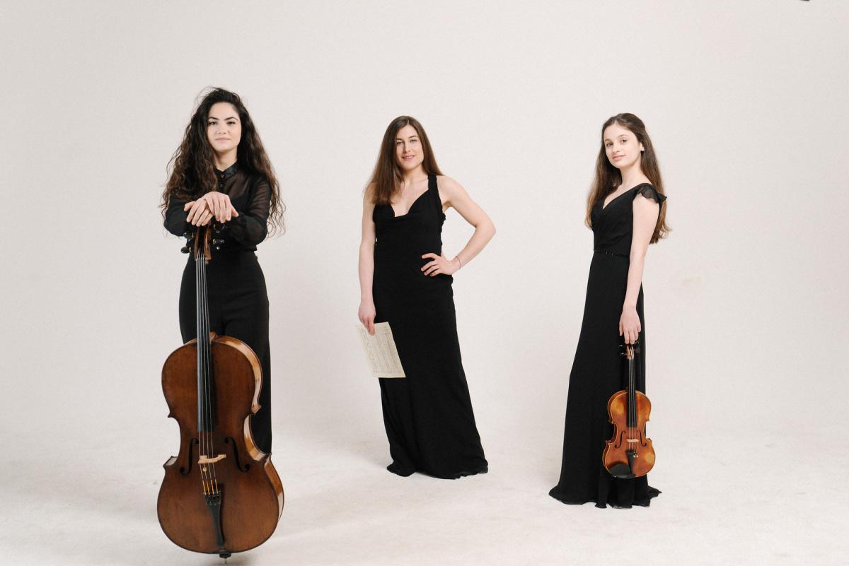 MIA - RISING STARS I MIA - RISING STARS I