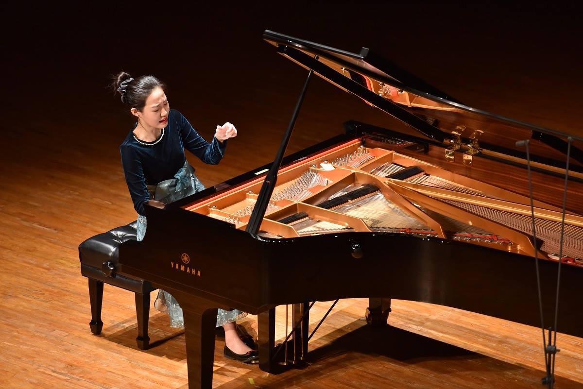 MIA - RISING STARS II MIA - RISING STARS II