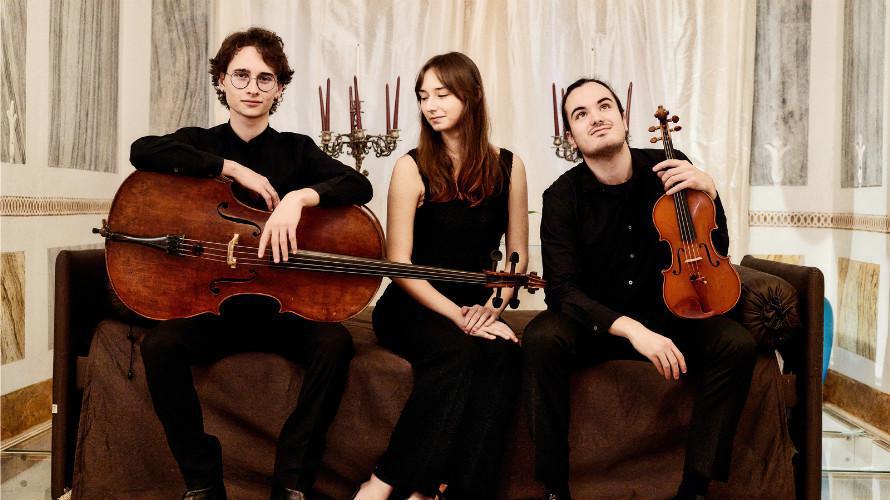 MIA - Rising Stars 2 | Trio Eidos