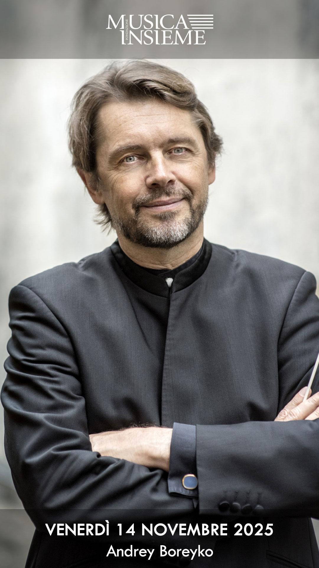 Julius Asal con l'Orchestra del Teatro Comunale di Bologna diretta da Andrey Boreyko Julius Asal con l'Orchestra del Teatro Comunale di Bologna diretta da Andrey Boreyko