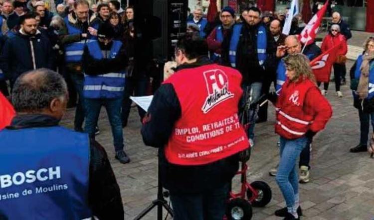Marche pour la défense de Bosch Moulins.