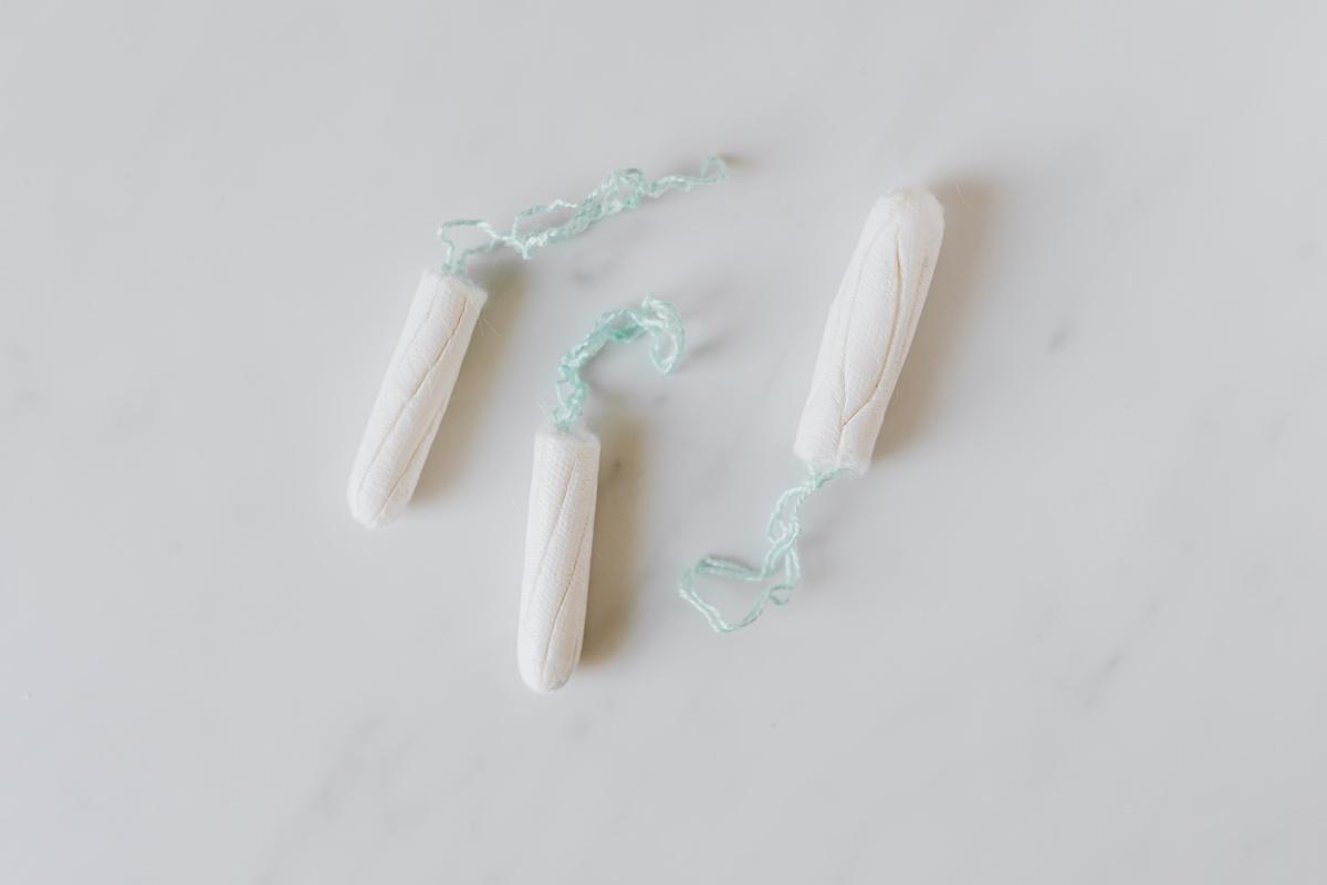France 3 AURA - Précarité menstruelle : la ville d'Annecy va installer des distributeurs de protections périodiques gratuites