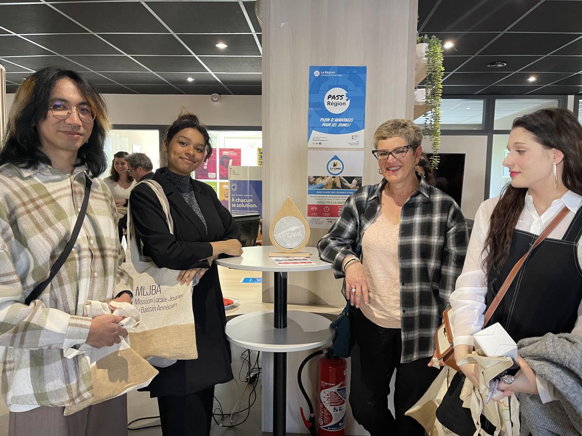 Le Dauphiné Libéré - Mission Locale Jeunes : un jeu pour promouvoir l'apprentissage Le Dauphiné Libéré - Mission Locale Jeunes : un jeu pour promouvoir l'apprentissage