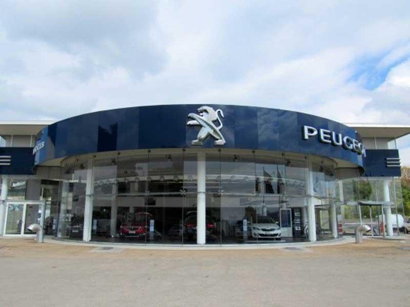 OLTRE 50 ANNI DI PASSIONE PER IL MONDO AUTOMOTIVE OLTRE 50 ANNI DI PASSIONE PER IL MONDO AUTOMOTIVE