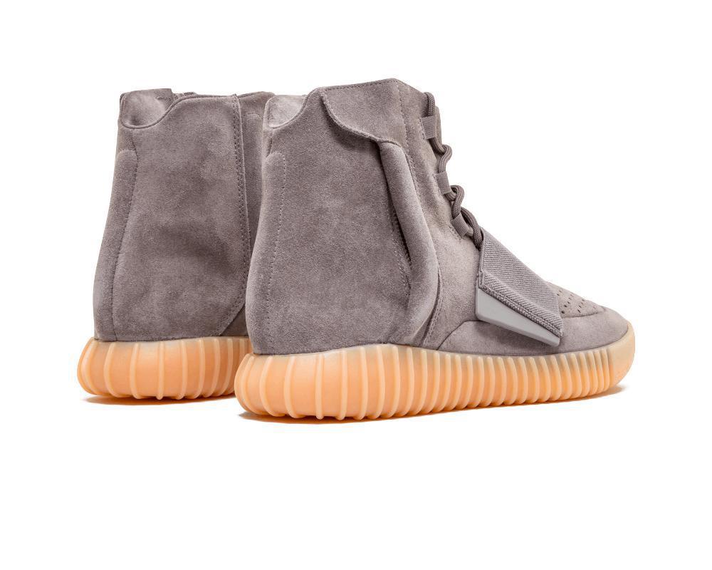 YEEZY 750 Boost Glow in the Dark YEEZY 750 Boost Glow in the Dark