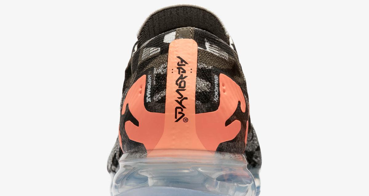 NIKE Vapormax Moc 2 x Acronym Dark Stucco NIKE Vapormax Moc 2 x Acronym Dark Stucco